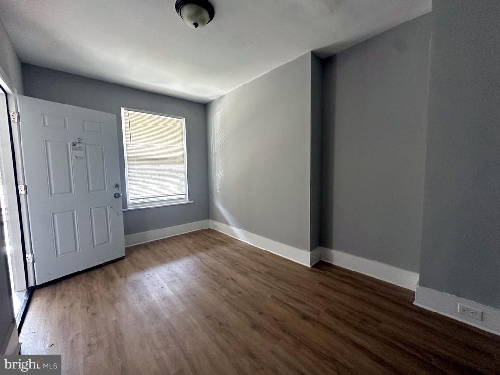 6041 Hazel Avenue - Photo 7