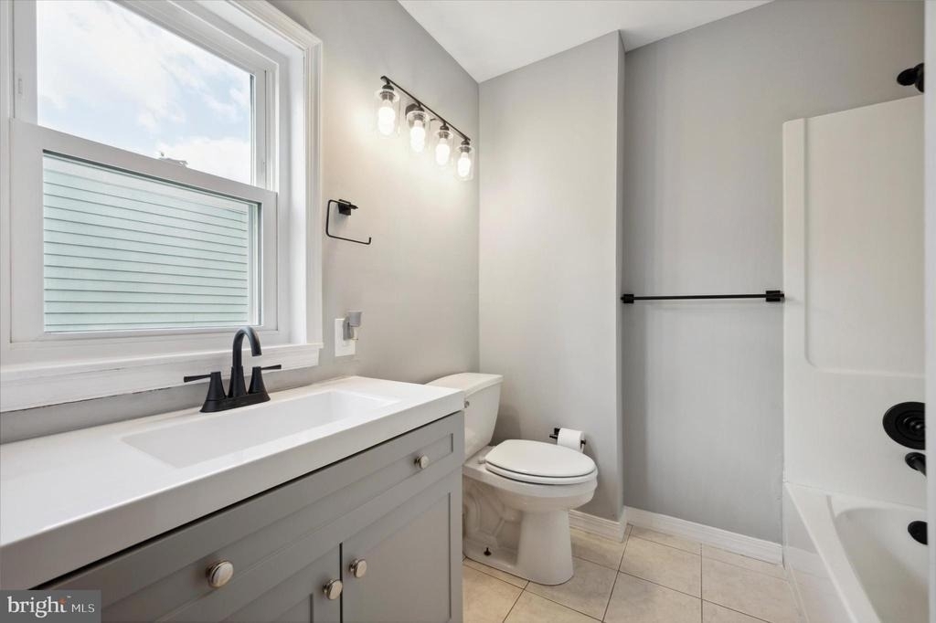 725 Mt Vernon Avenue - Photo 8