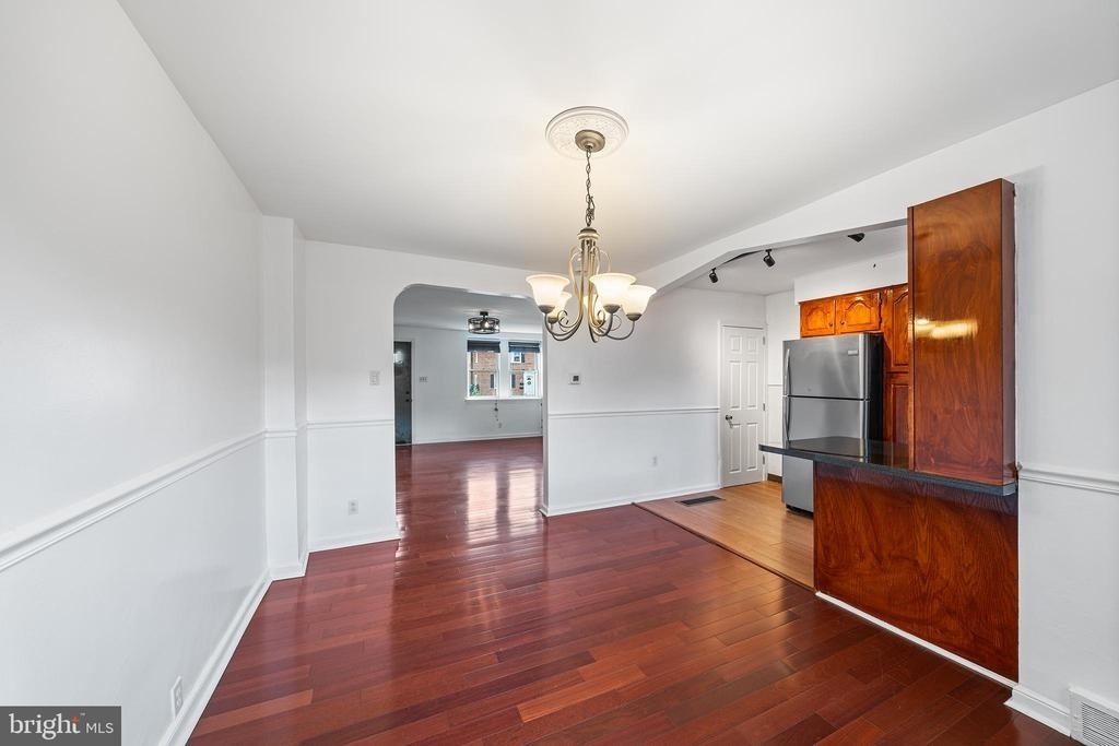 3858 Berkley Avenue - Photo 9