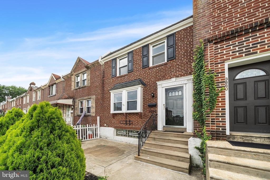 3858 Berkley Avenue - Photo 2