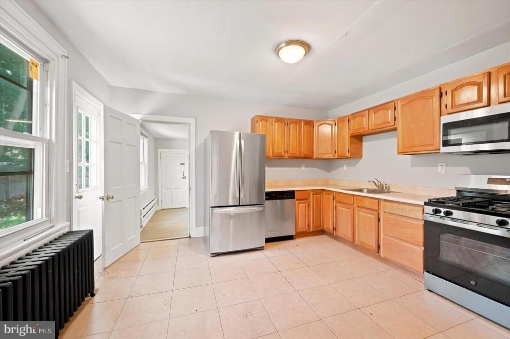 729 E Haverford Road - Photo 11