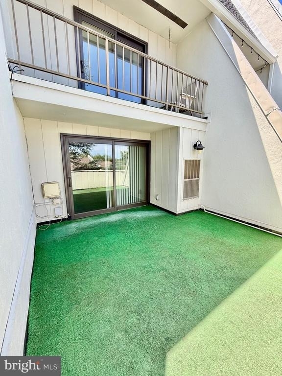 297 Summit House - Photo 3