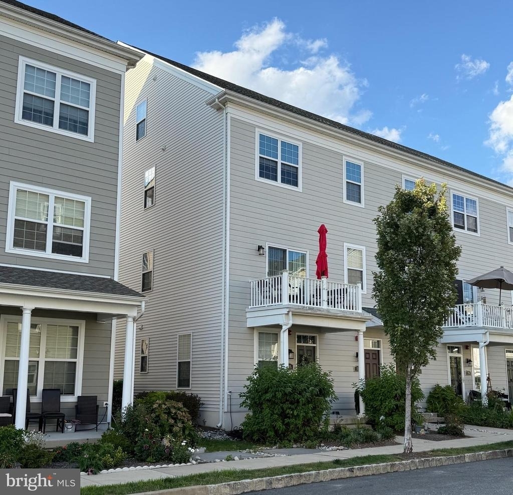 116 Konefal Street - Photo 0