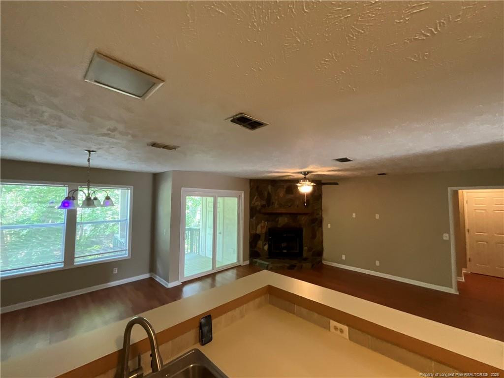 1025 Wood Creek Drive - Photo 4