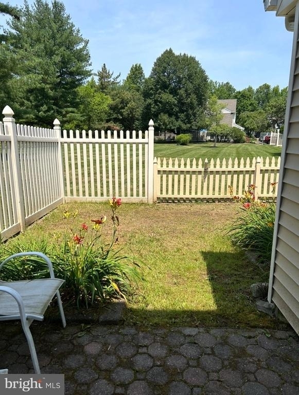 6 Stuyvesant Court - Photo 9