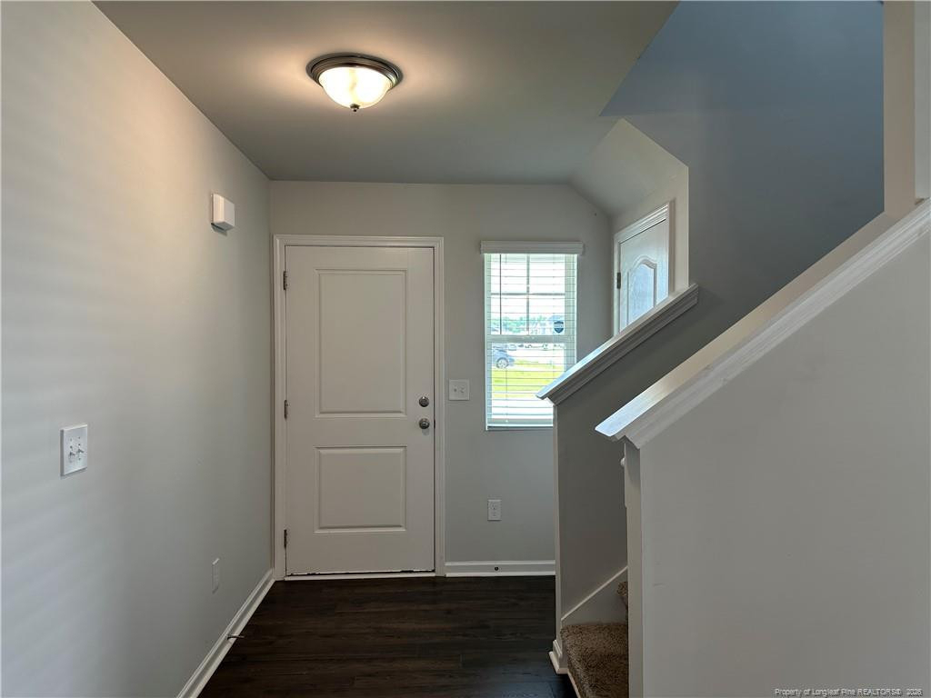 216 Melbourne Drive - Photo 2