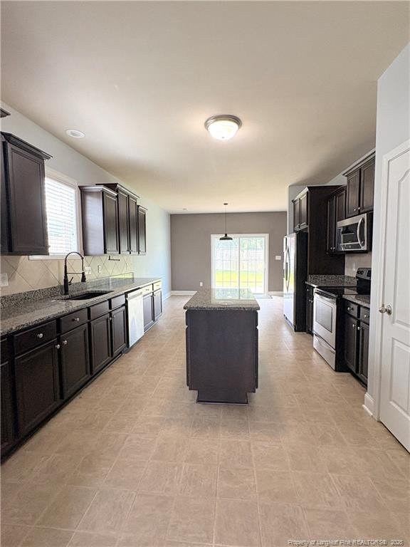260 Trenton Place - Photo 5