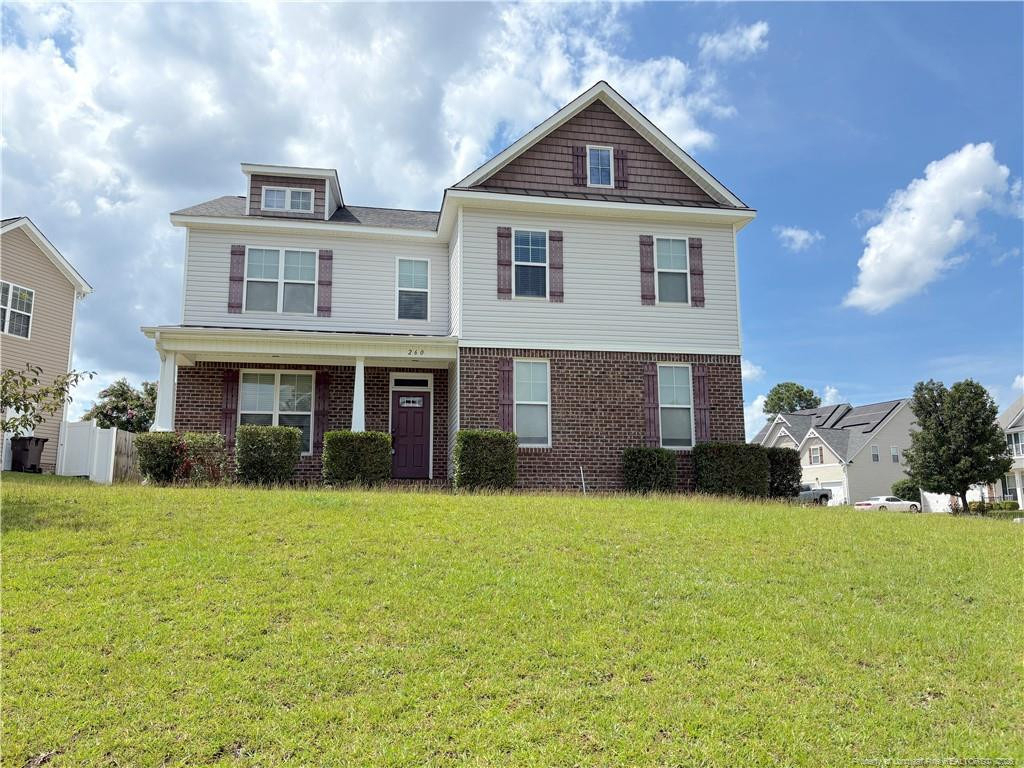 260 Trenton Place - Photo 0