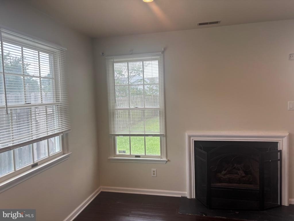 114 Carriage Lane - Photo 6