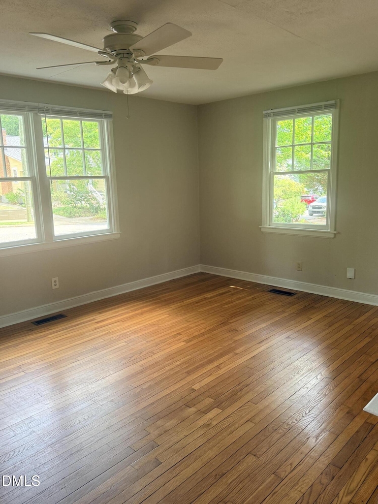 502 Frank Street - Photo 1