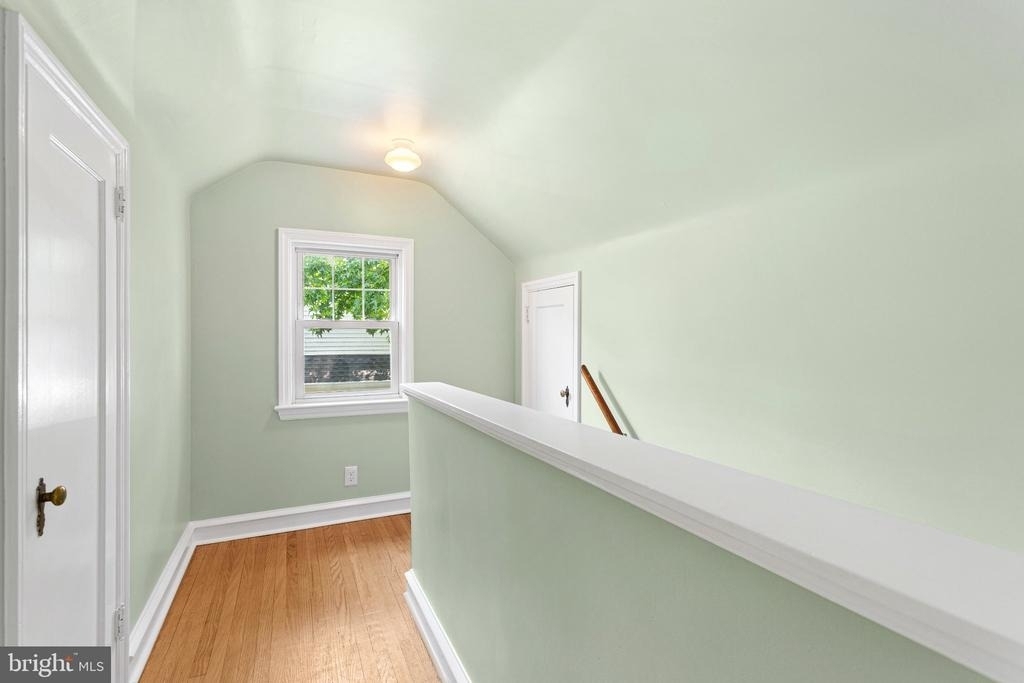 112 Cambridge Avenue - Photo 15
