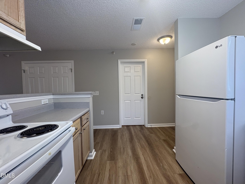1305 Kent Road - Photo 5