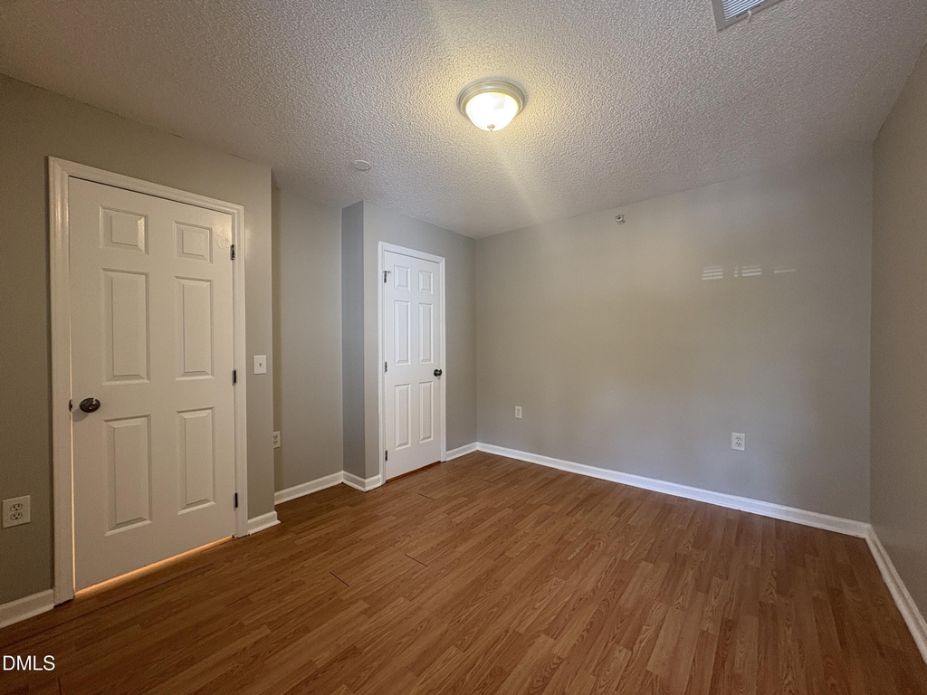 1305 Kent Road - Photo 6