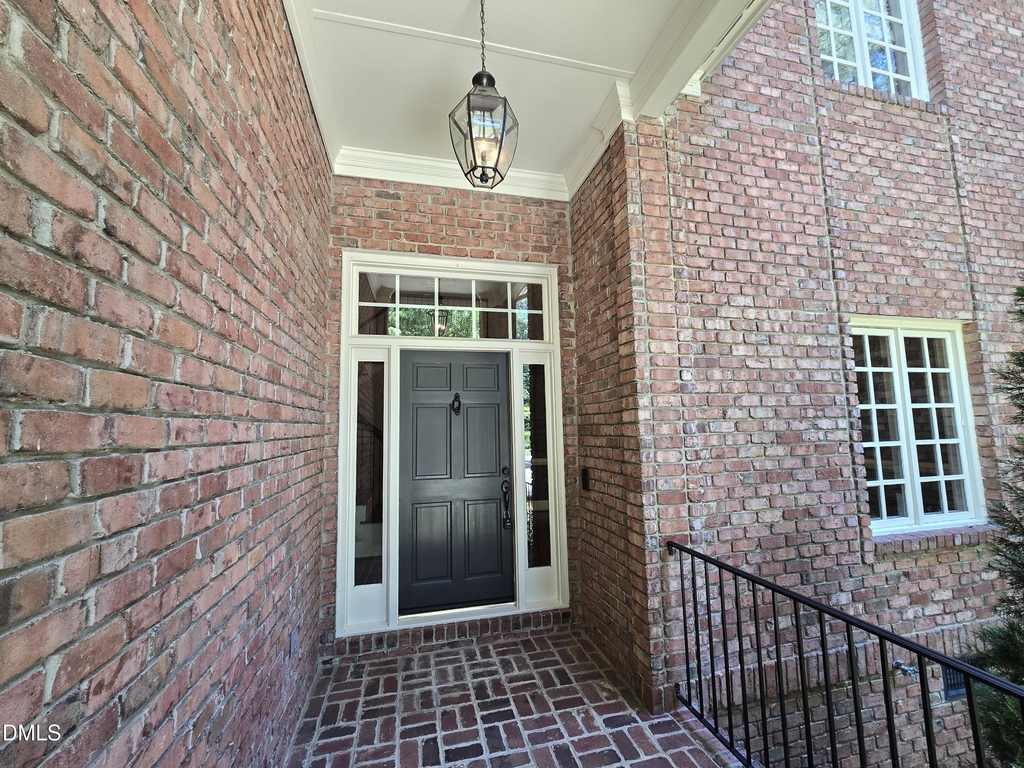 102 Eyemouth Court - Photo 1