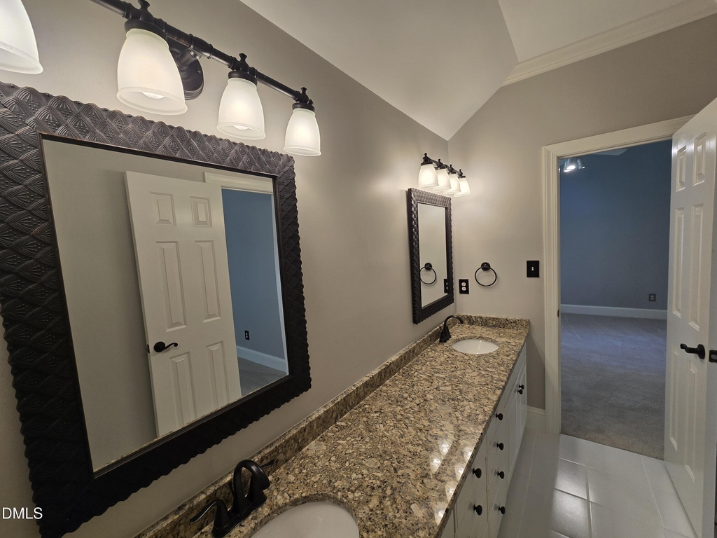 102 Eyemouth Court - Photo 33