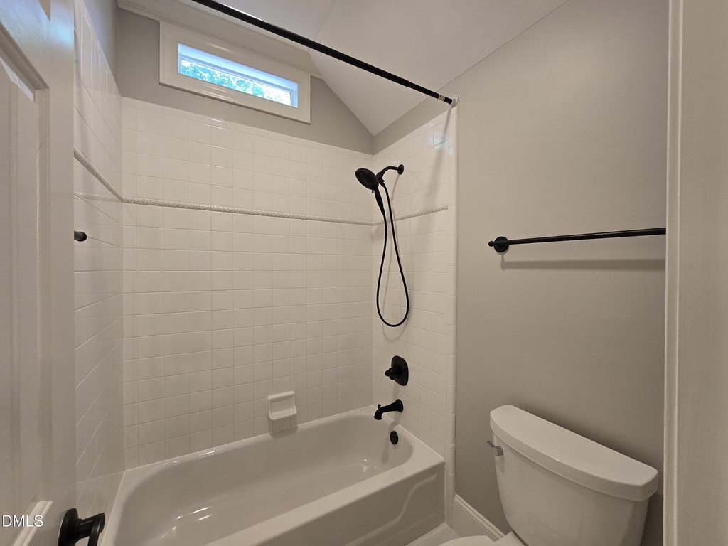 102 Eyemouth Court - Photo 32