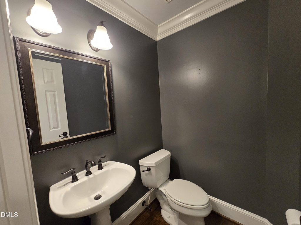 102 Eyemouth Court - Photo 11