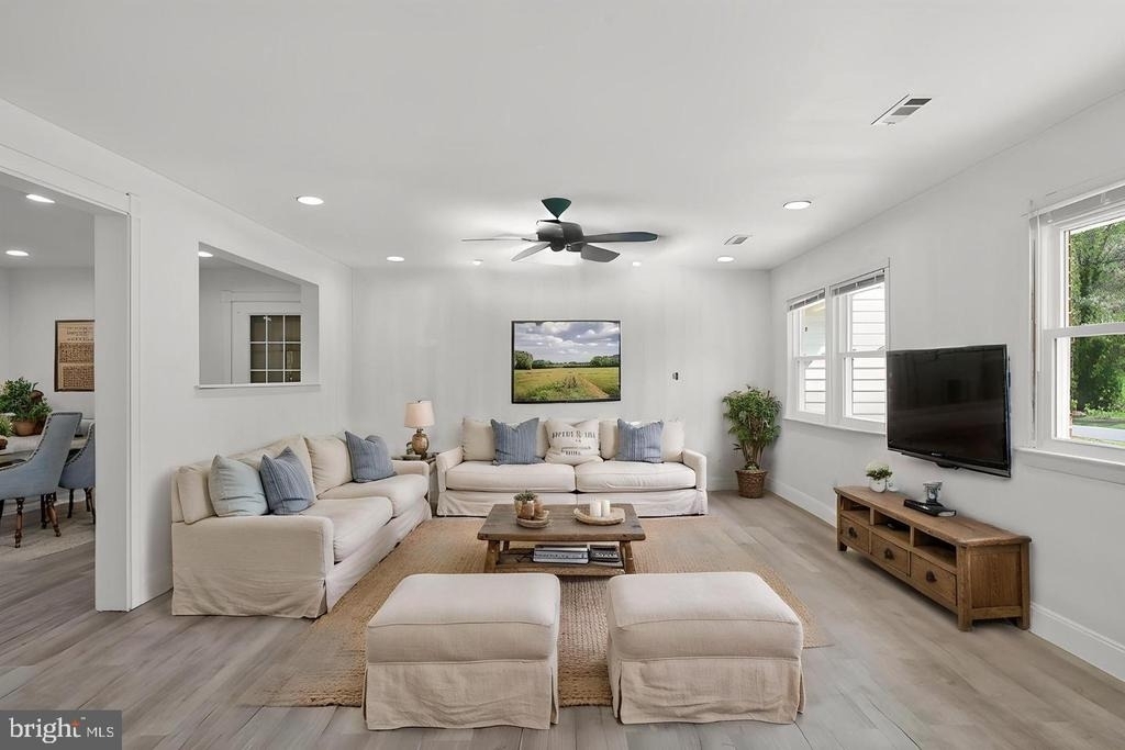 45278 Cove Manor Road - Photo 8