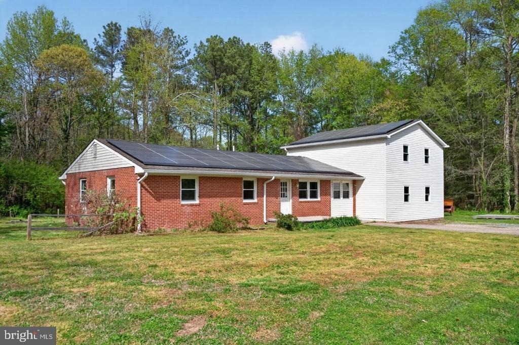 45278 Cove Manor Road - Photo 0