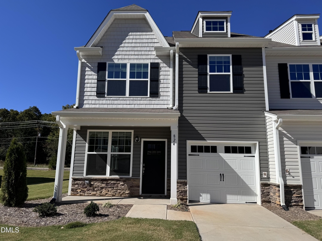 836 Pryor Street - Photo 0