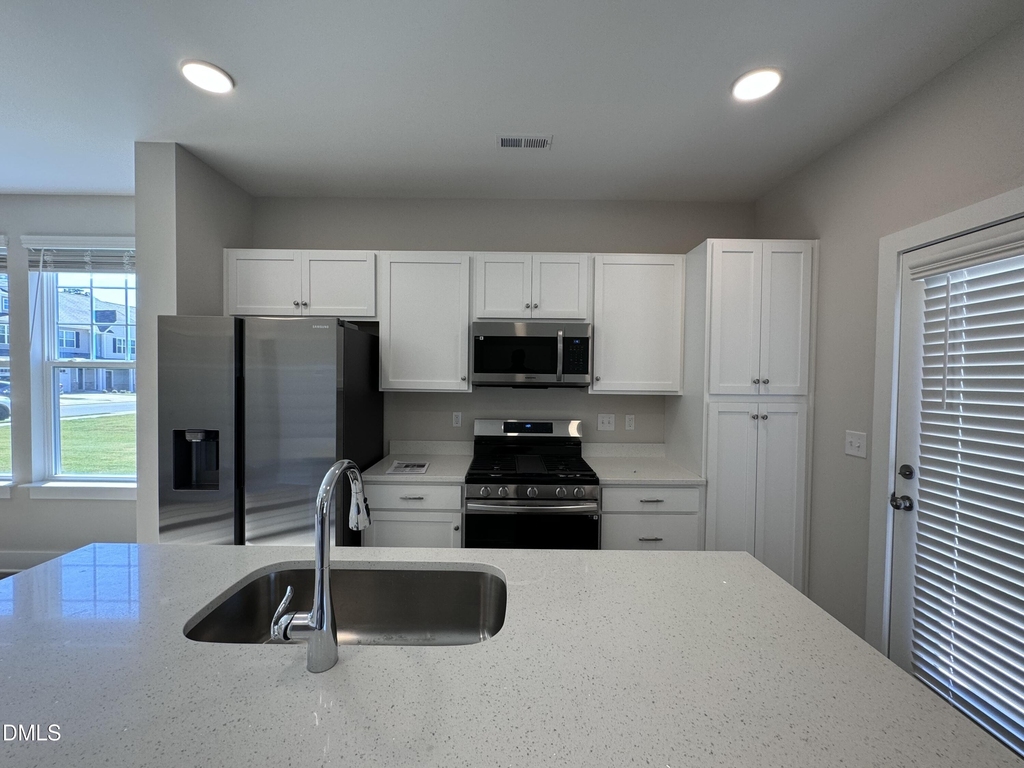 836 Pryor Street - Photo 13