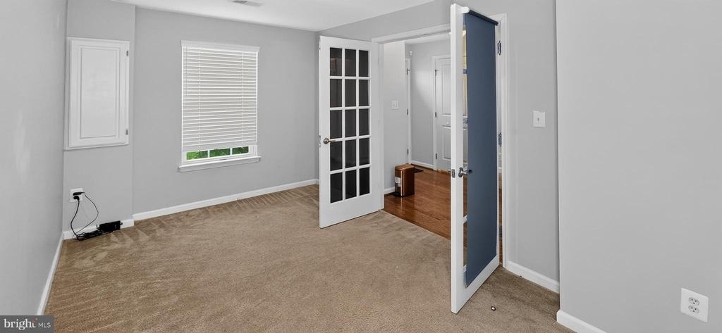 5363 S Center Drive - Photo 5