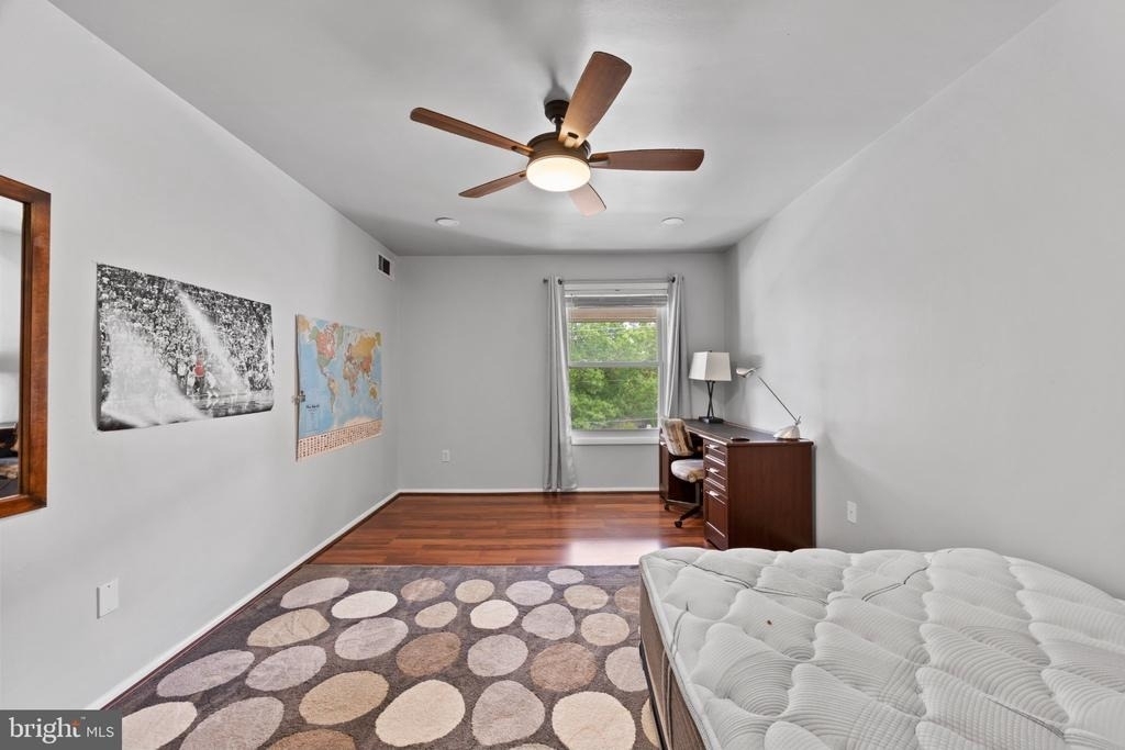 9808 47th Place - Photo 20
