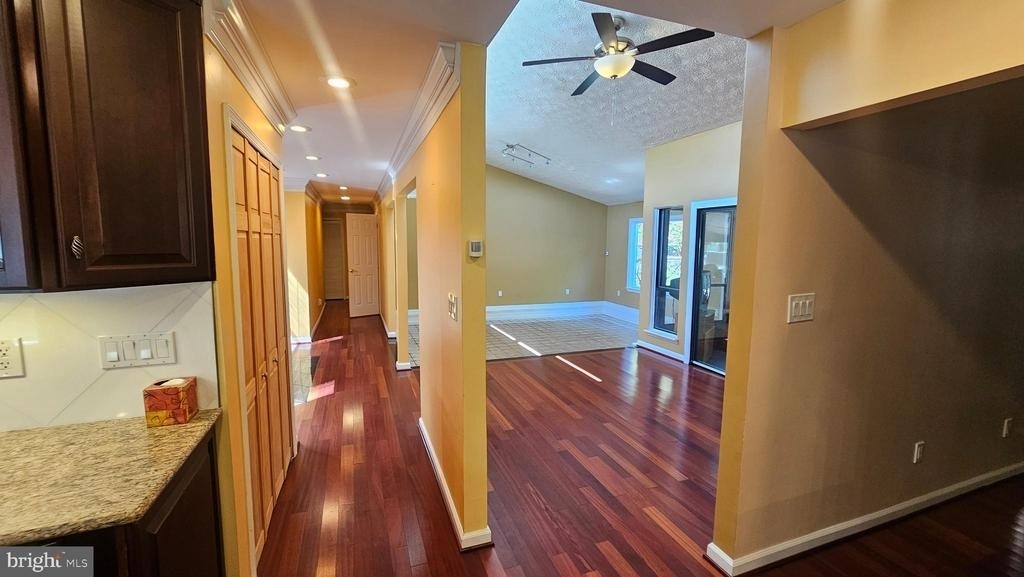 15514 Powell Lane - Photo 16