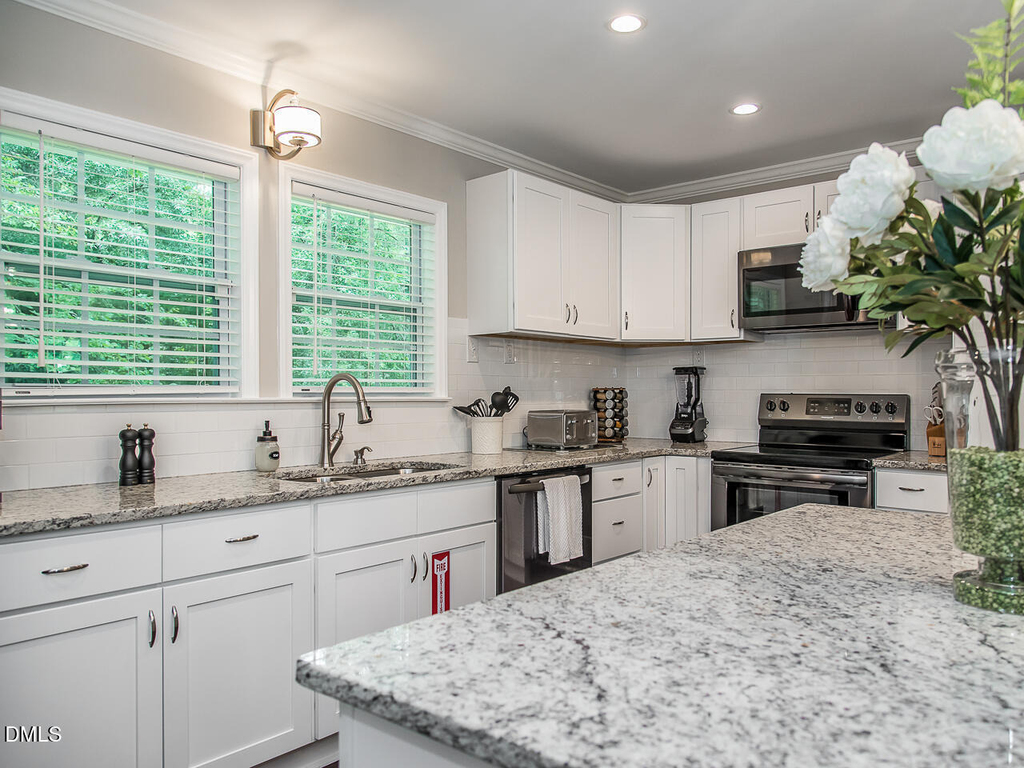 3009 Omah Street - Photo 12