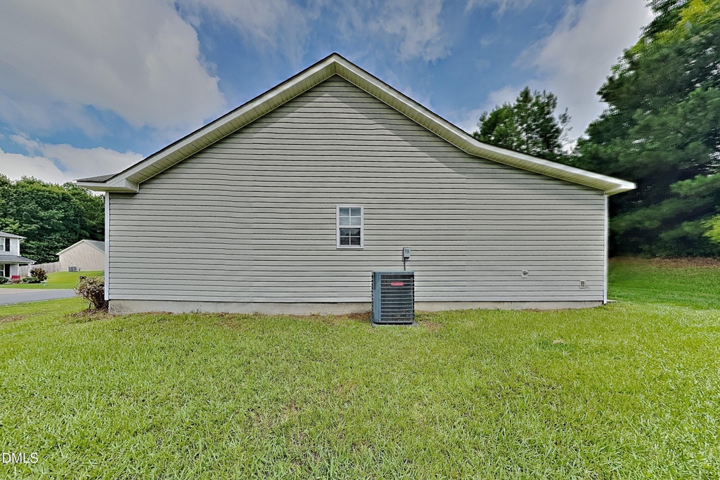 345 Gray Ghost Street - Photo 12