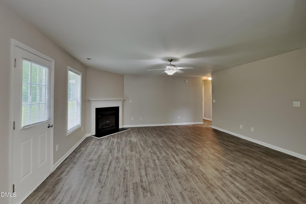 345 Gray Ghost Street - Photo 2