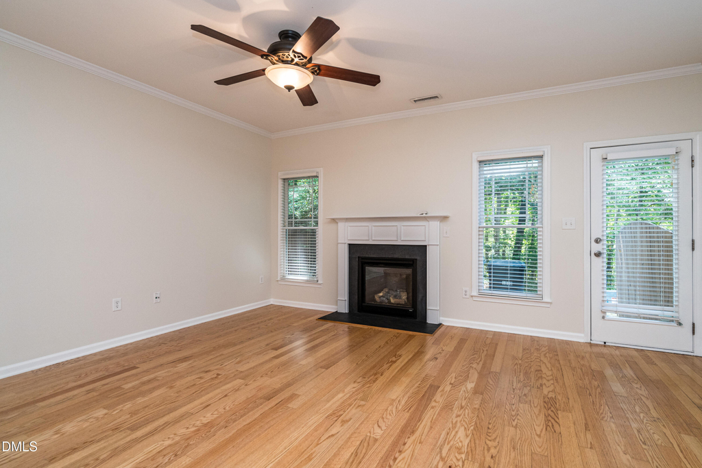 1010 Mica Lamp Court - Photo 10