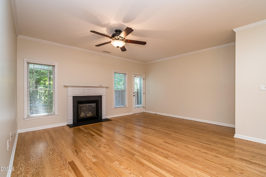 1010 Mica Lamp Court - Photo 9
