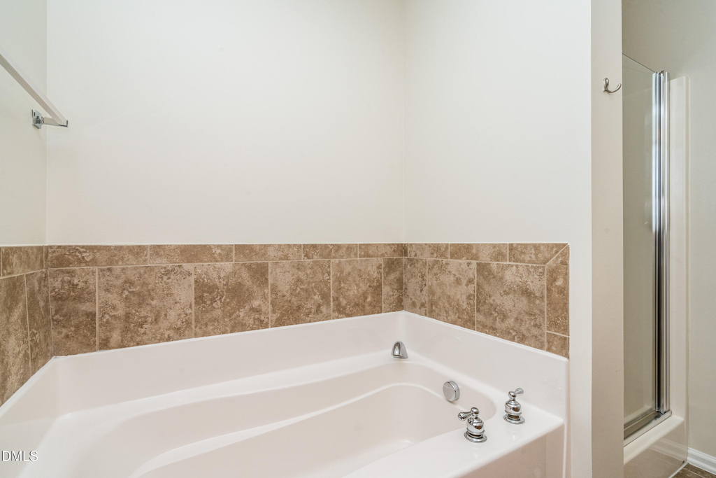 1010 Mica Lamp Court - Photo 17