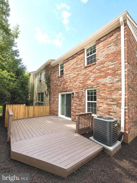 4915 Arctic Terrace - Photo 37