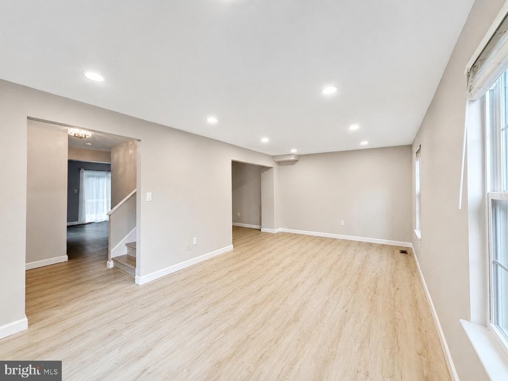 4915 Arctic Terrace - Photo 13