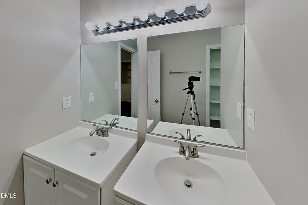 115 Polly Place - Photo 8