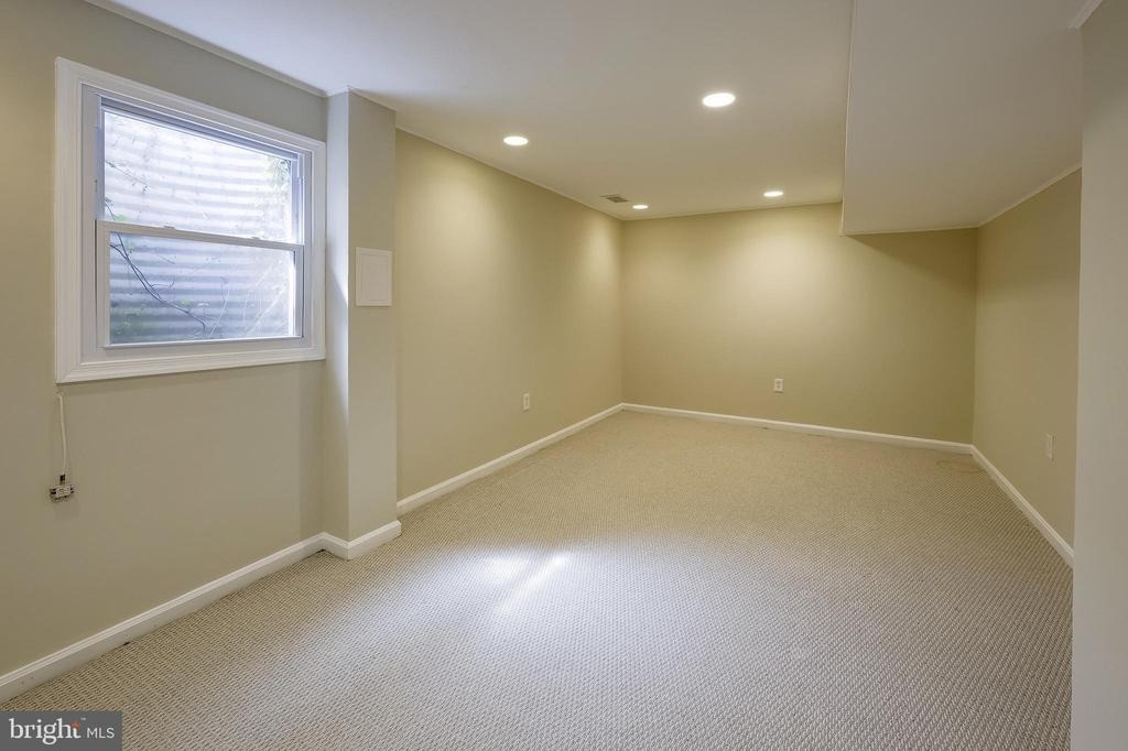 4 Ritchfield Court - Photo 33