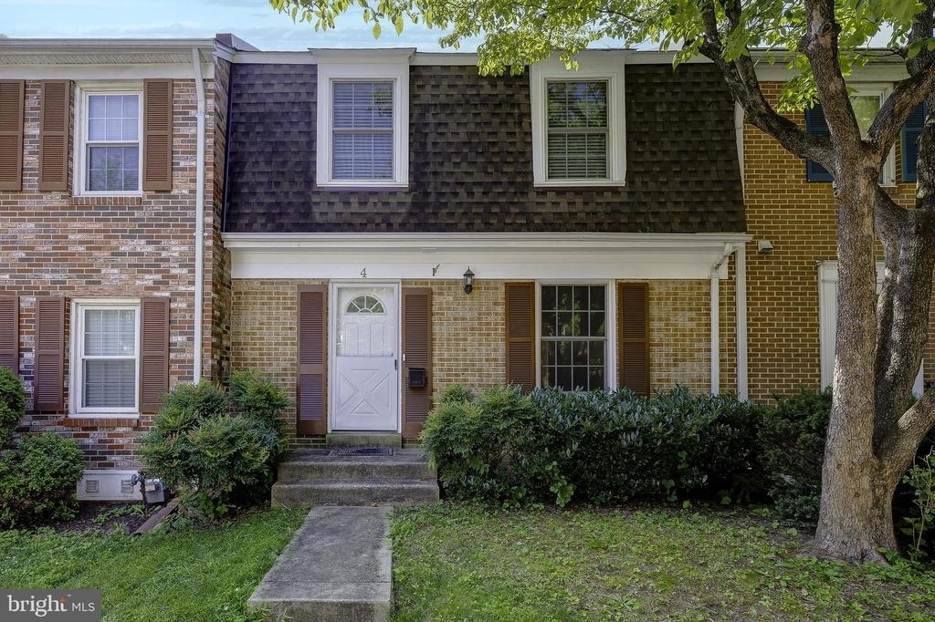4 Ritchfield Court - Photo 0