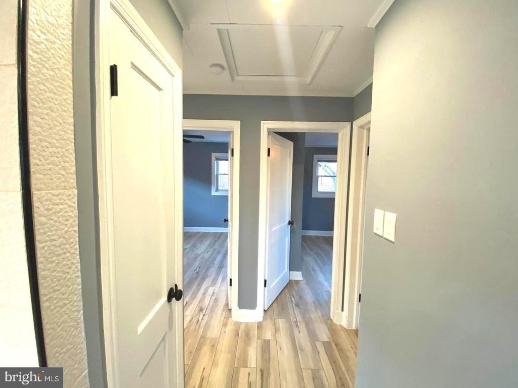 11005 Amherst Avenue - Photo 16