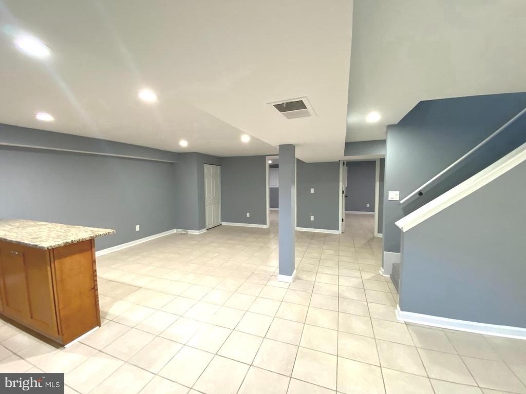 11005 Amherst Avenue - Photo 27