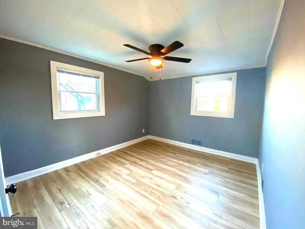 11005 Amherst Avenue - Photo 21