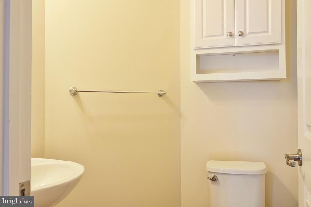 219 Baldwin Street - Photo 17