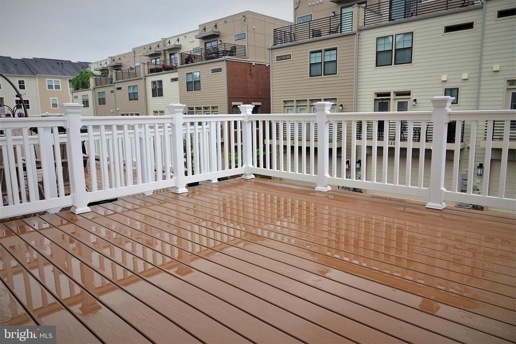 219 Baldwin Street - Photo 22