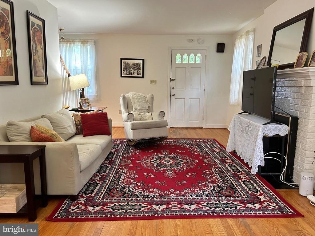812 Woodside Parkway - Photo 12