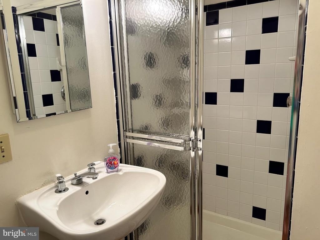 812 Woodside Parkway - Photo 18