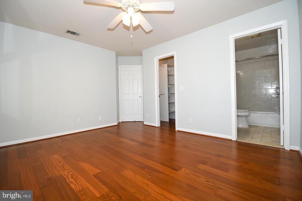 10715 Hampton Mill - Photo 21