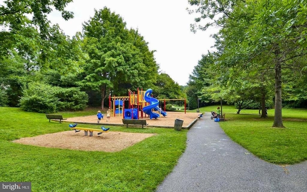 10715 Hampton Mill - Photo 43