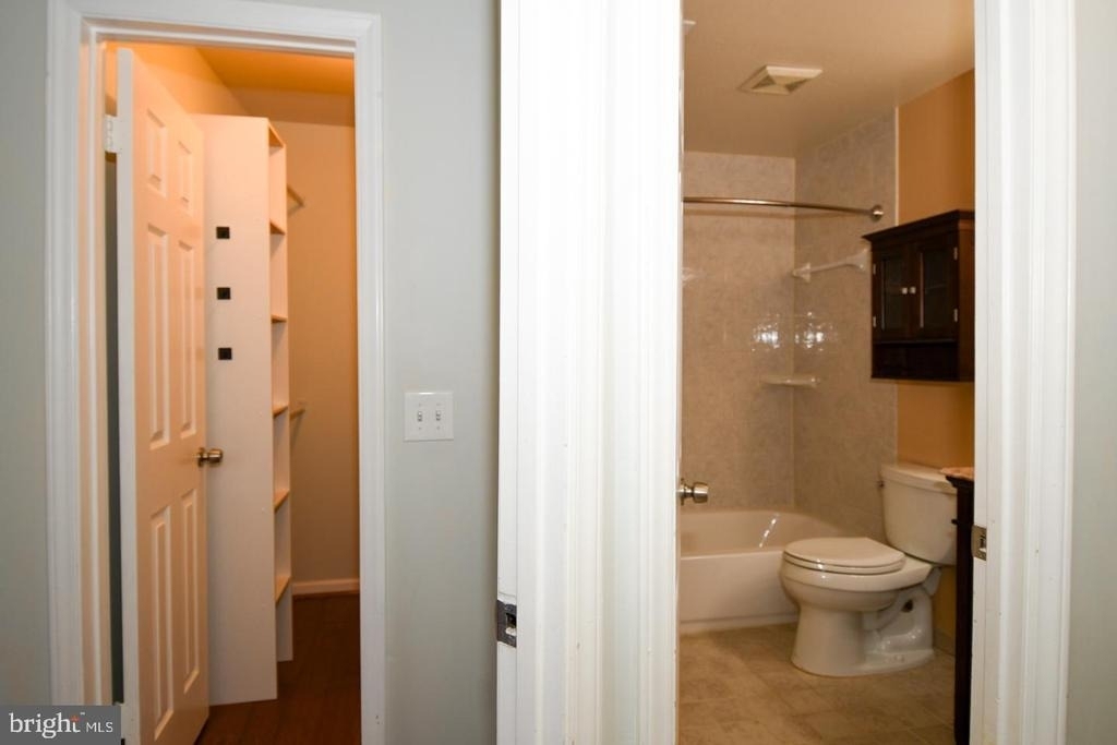 10715 Hampton Mill - Photo 15
