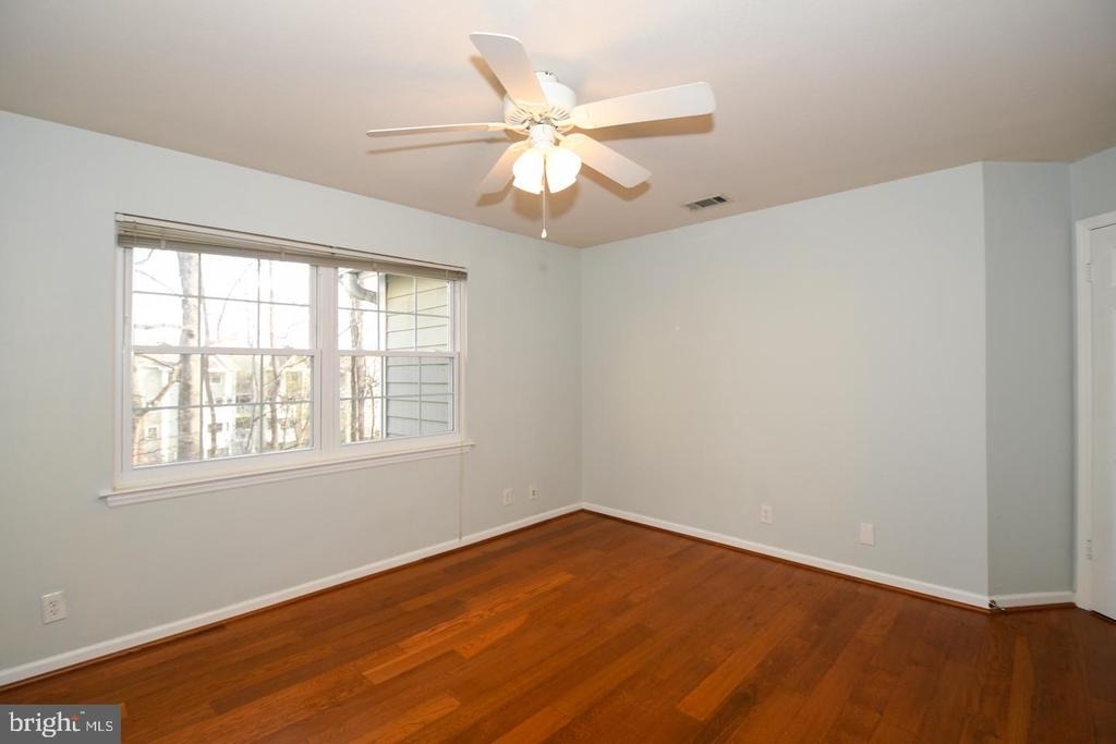 10715 Hampton Mill - Photo 19